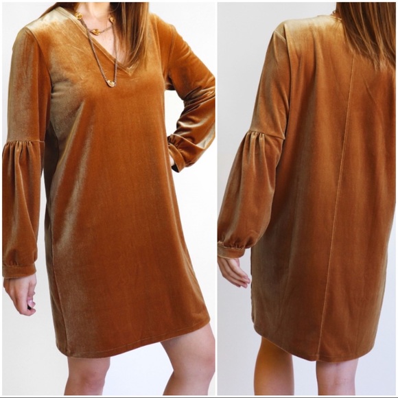 ✖️SOLD✖️•MADEWELL• Velvet Balloon-Sleeve Short Dress - Picture 13 of 13